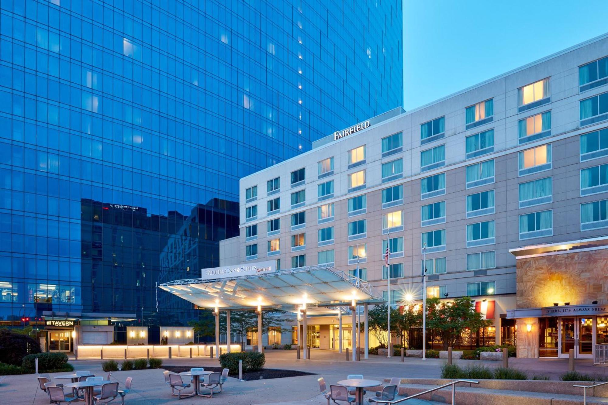 Fairfield Inn Suites Indianapolis Downtown Buitenkant foto